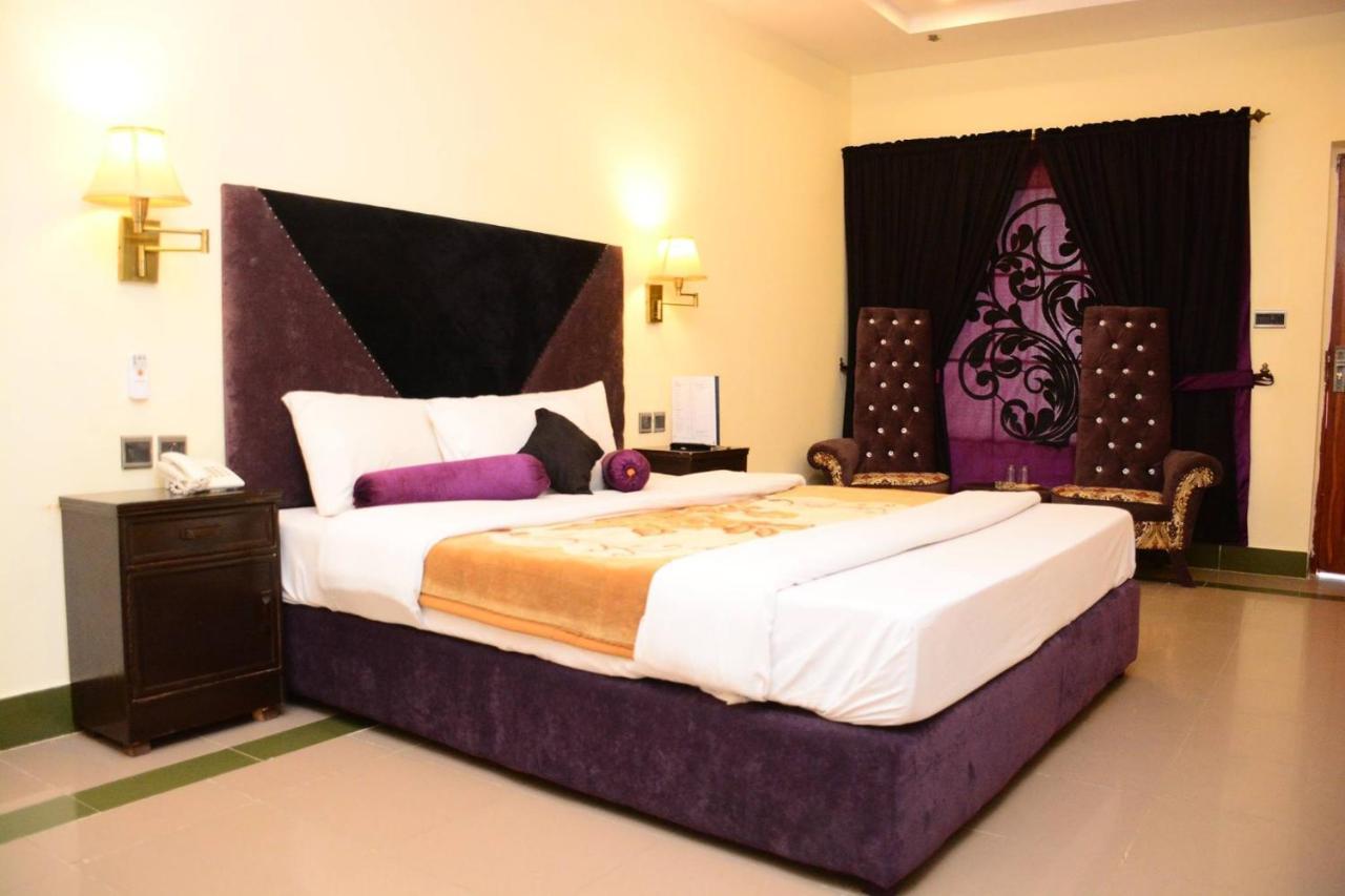 Hotel Move-N-Pick Murree Zewnętrze zdjęcie