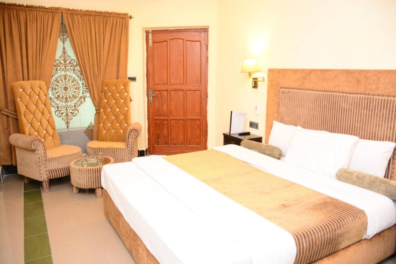 Hotel Move-N-Pick Murree Zewnętrze zdjęcie