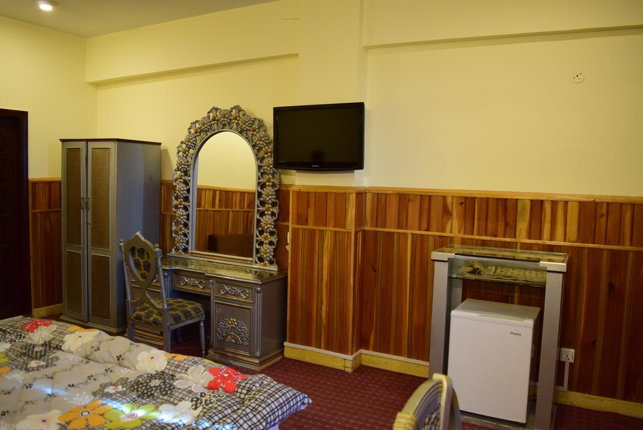 Hotel Move-N-Pick Murree Zewnętrze zdjęcie