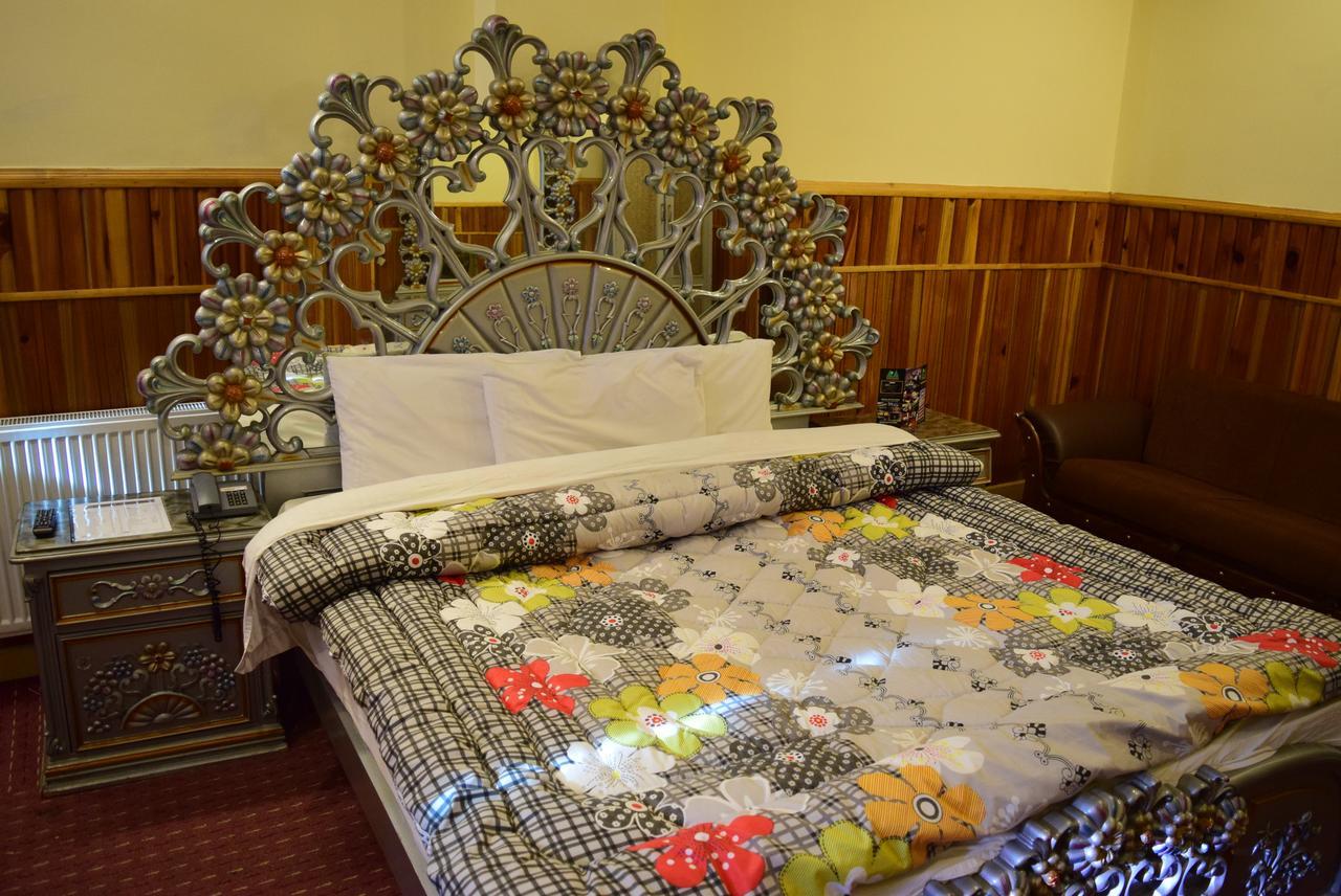 Hotel Move-N-Pick Murree Zewnętrze zdjęcie