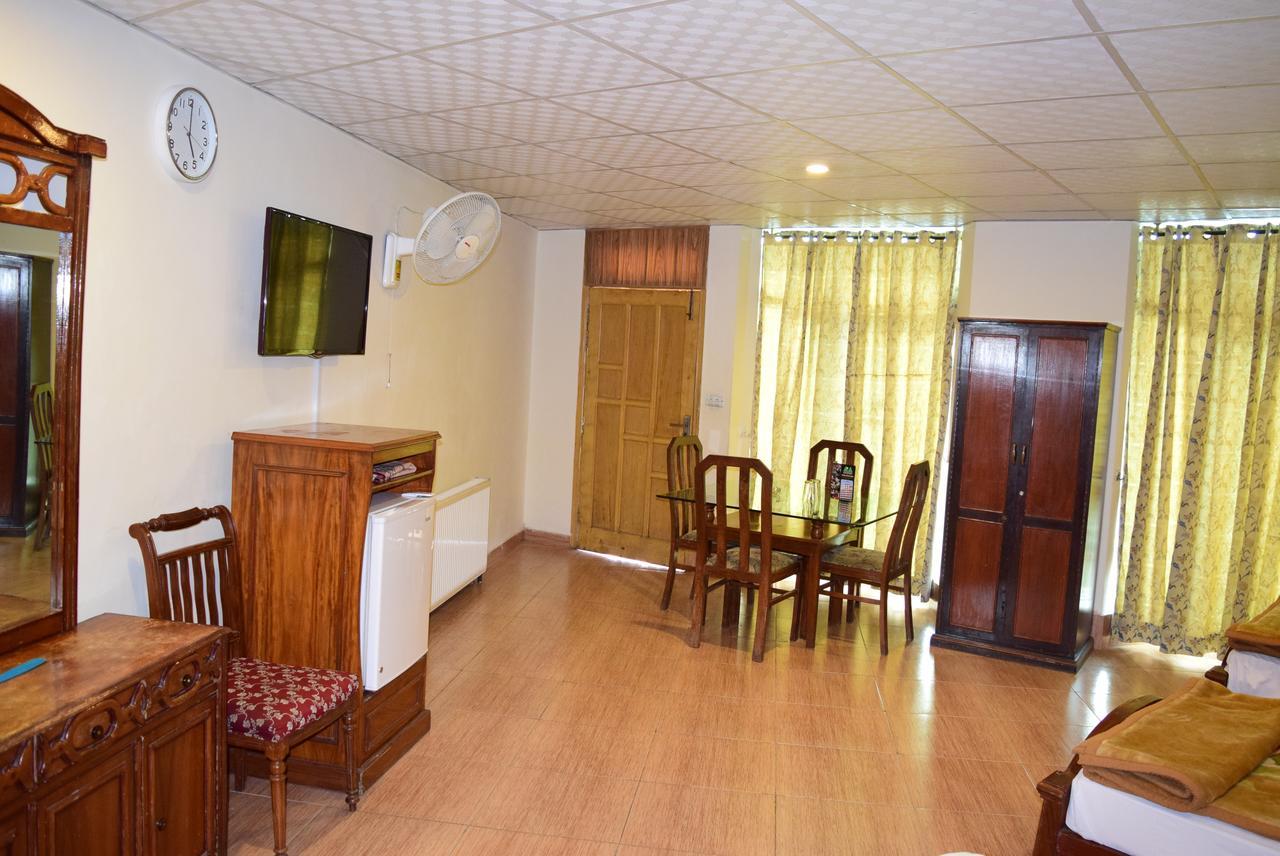 Hotel Move-N-Pick Murree Zewnętrze zdjęcie