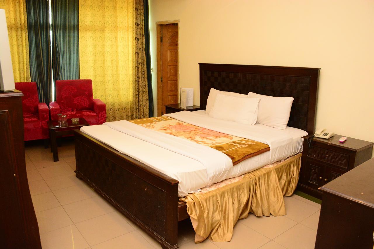 Hotel Move-N-Pick Murree Zewnętrze zdjęcie