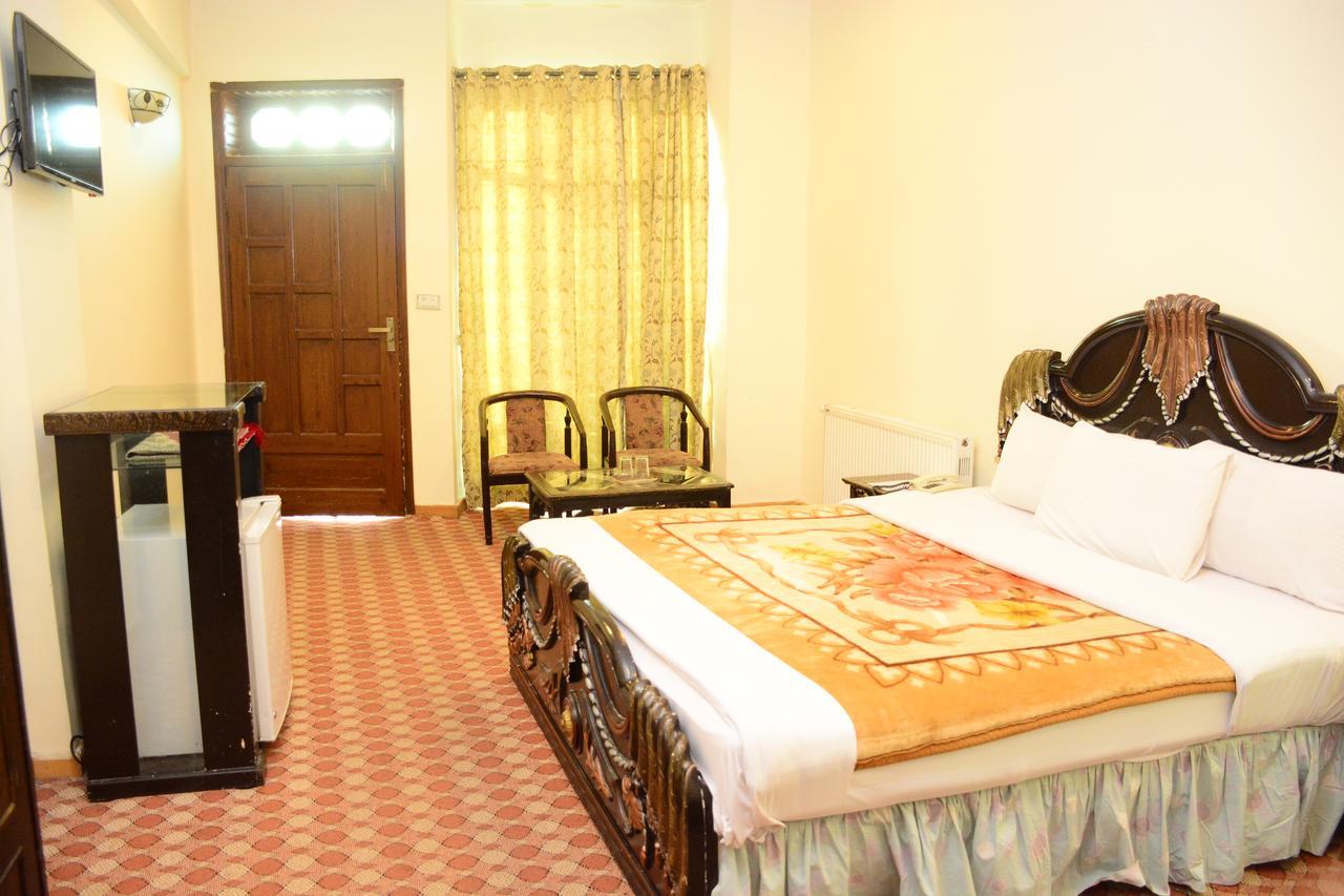 Hotel Move-N-Pick Murree Zewnętrze zdjęcie