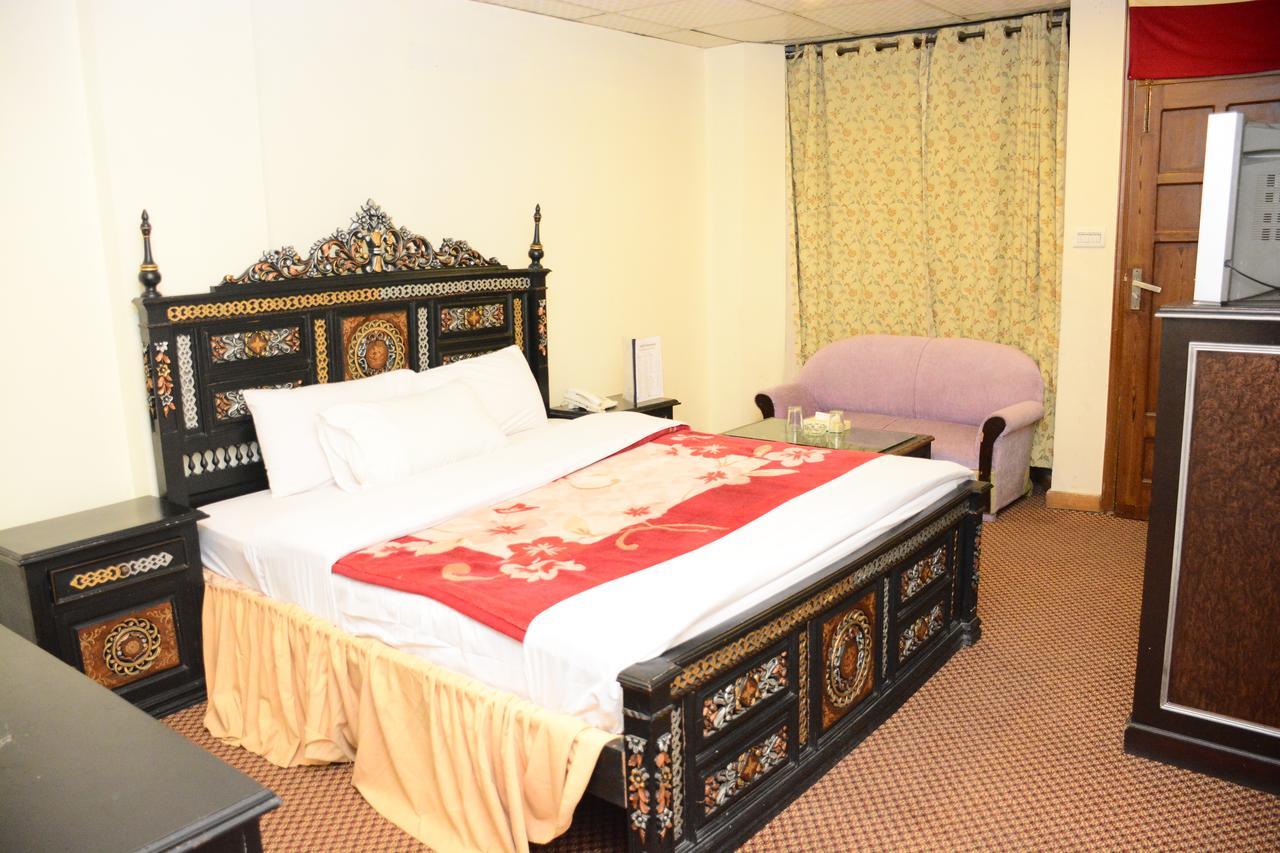 Hotel Move-N-Pick Murree Zewnętrze zdjęcie
