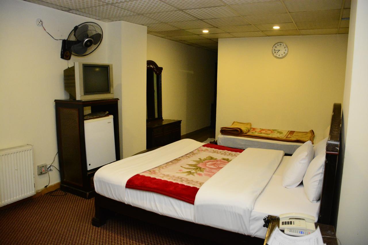 Hotel Move-N-Pick Murree Zewnętrze zdjęcie