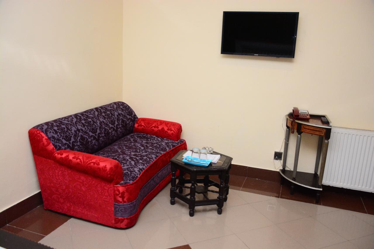 Hotel Move-N-Pick Murree Zewnętrze zdjęcie